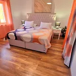 Ante Apartment