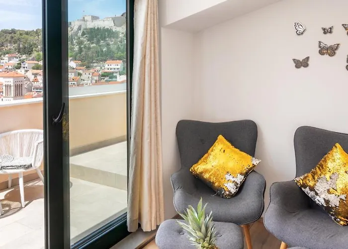 Ante Apartamento Hvar Town