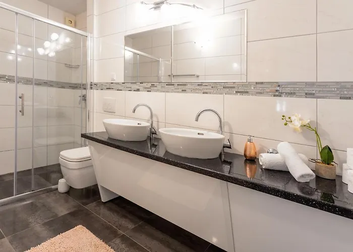 Ante Apartamento Hvar Town