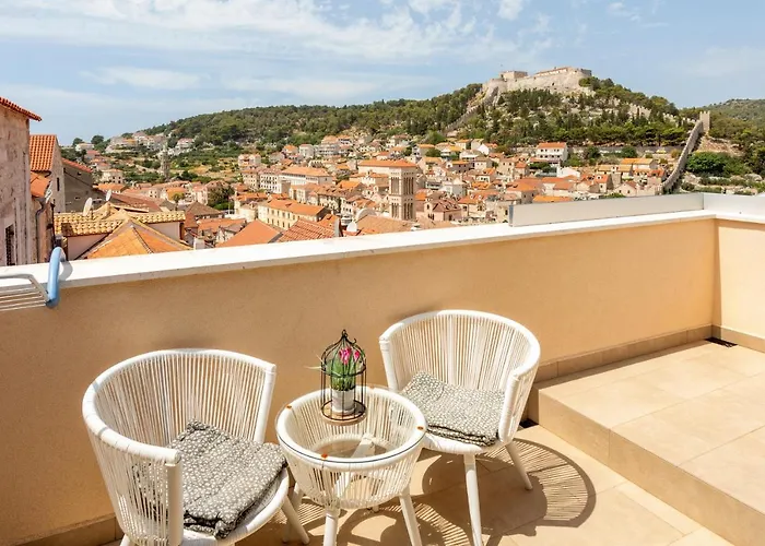 Ante Lägenhet Hvar Town