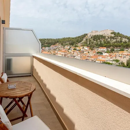 Ante Apartment