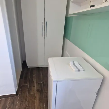 Ante Apartment *