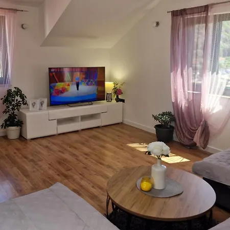 Apartment Ante