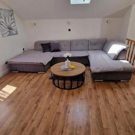 Apartment Ante